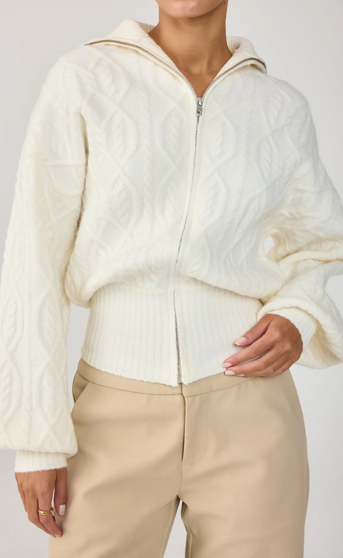 Sutton Jumper (Off White)