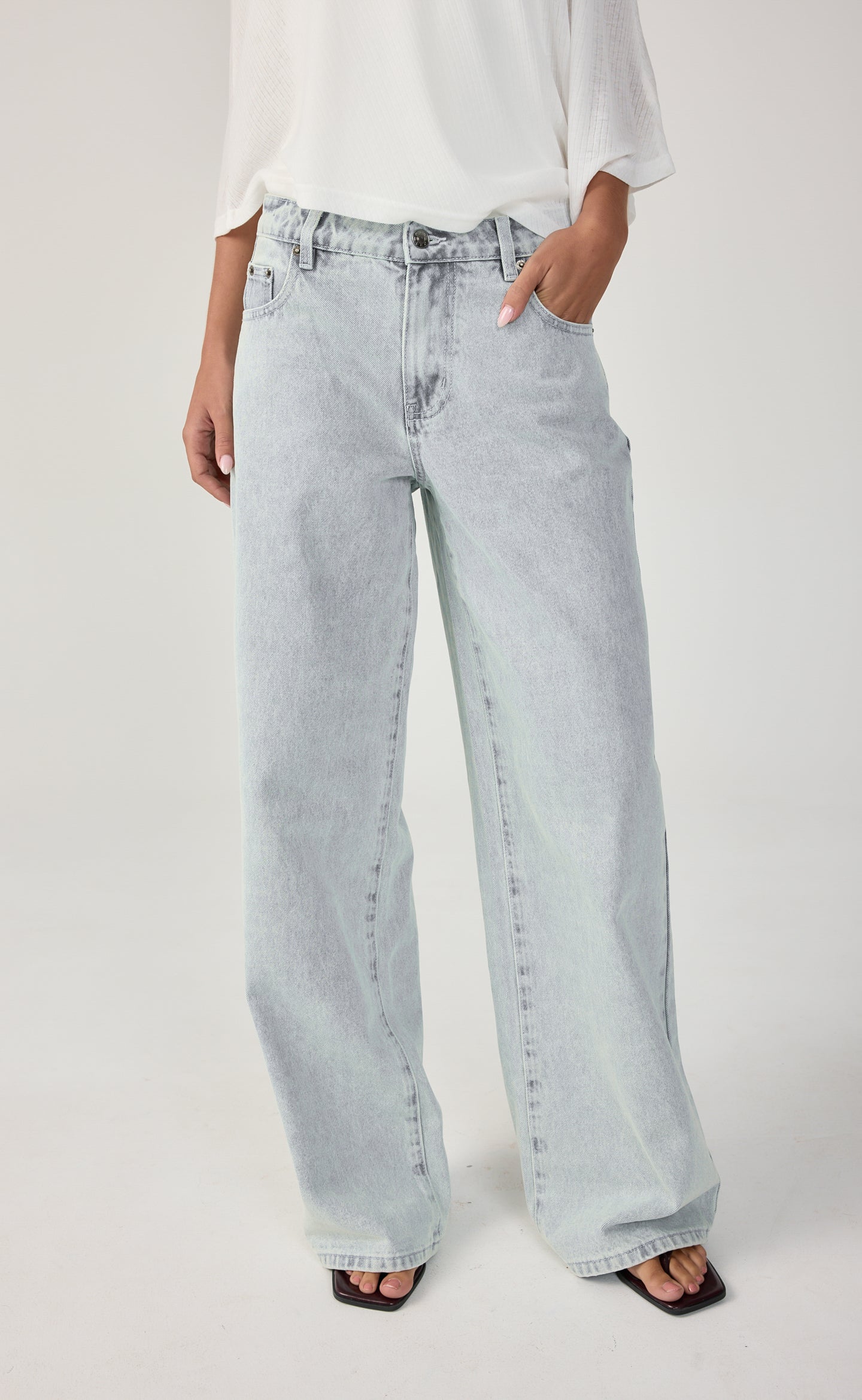 Truce Jeans (Pale Vintage)