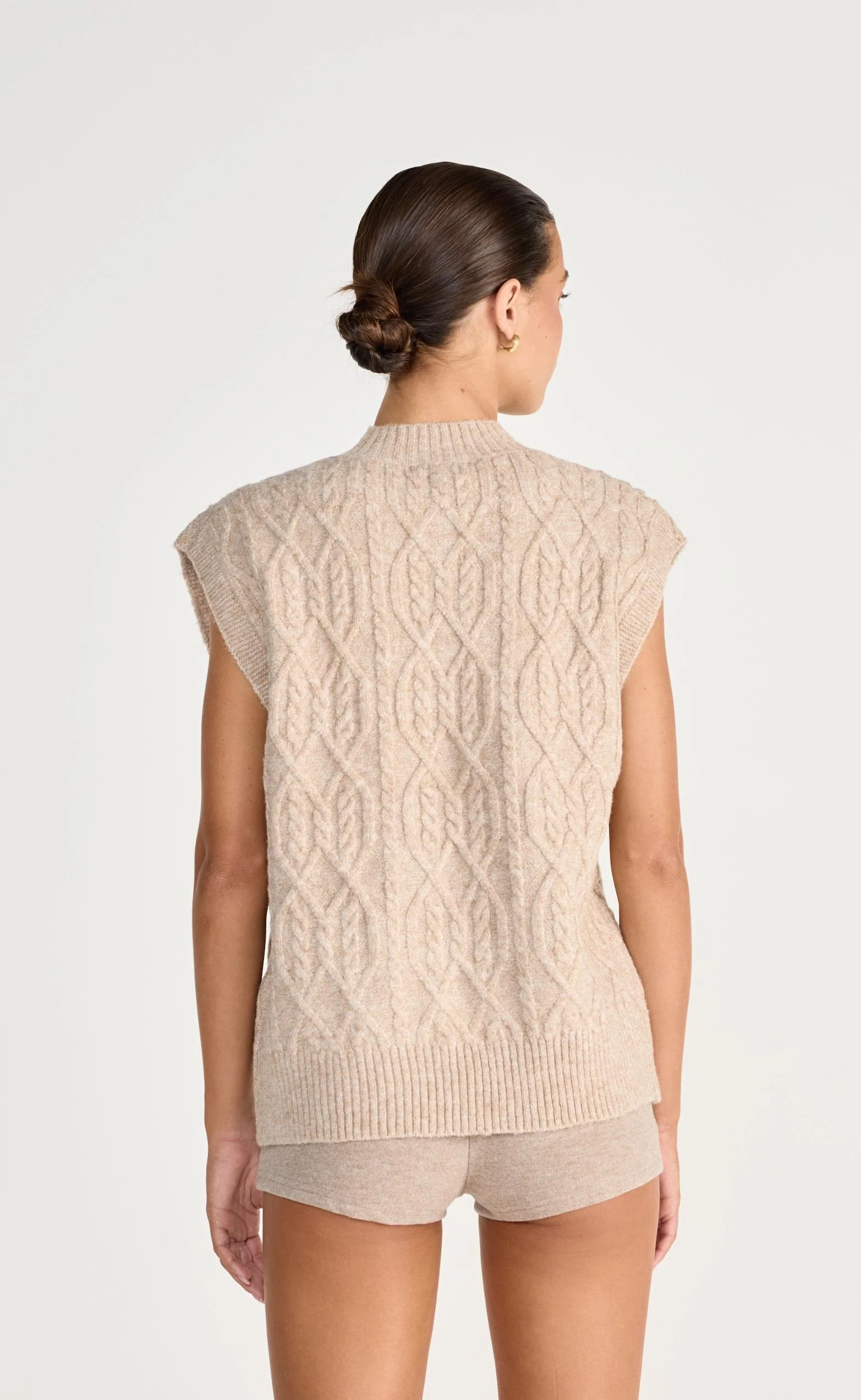 Oriana Vest (Latte)