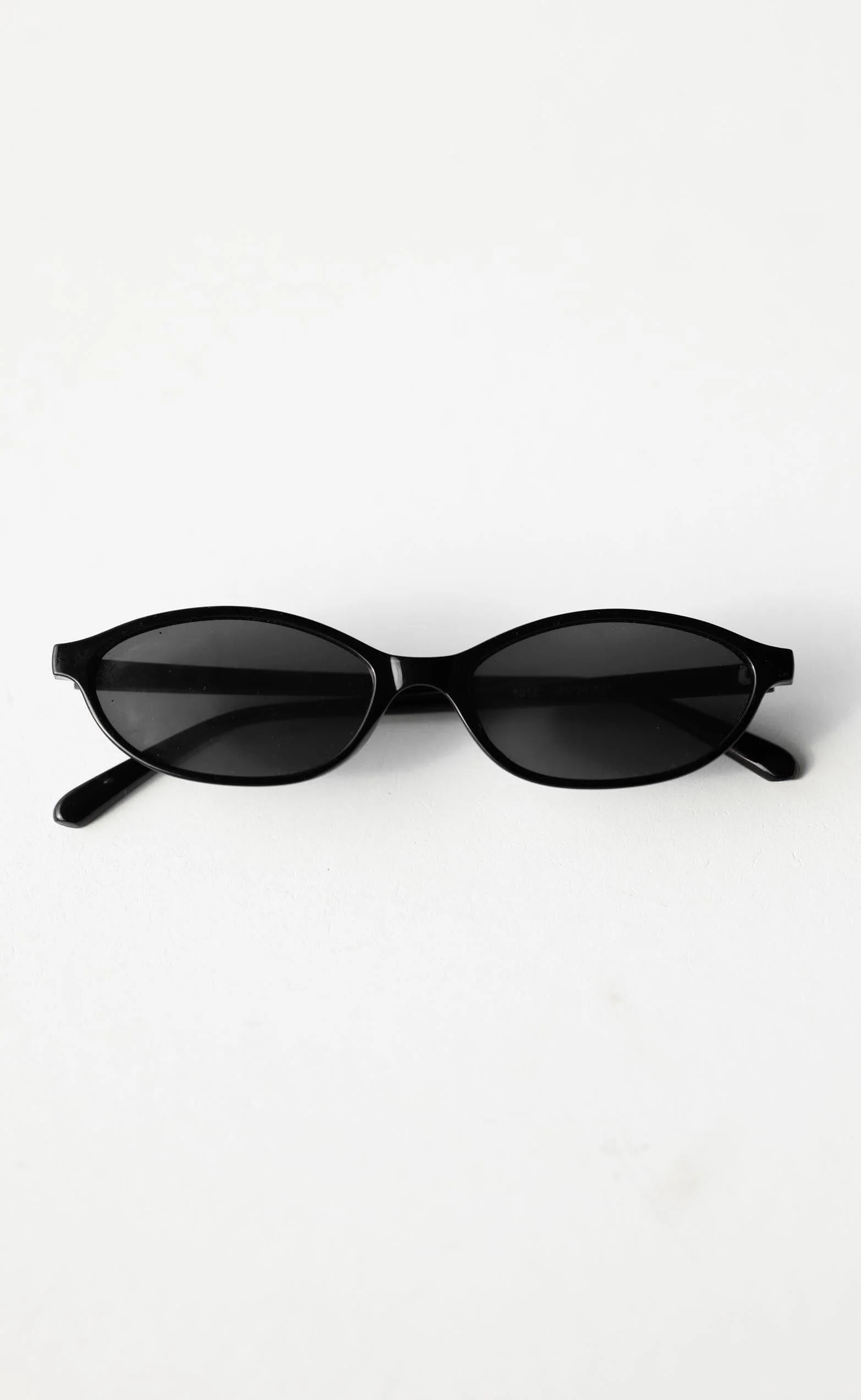 Anika Sunglasses (Black)